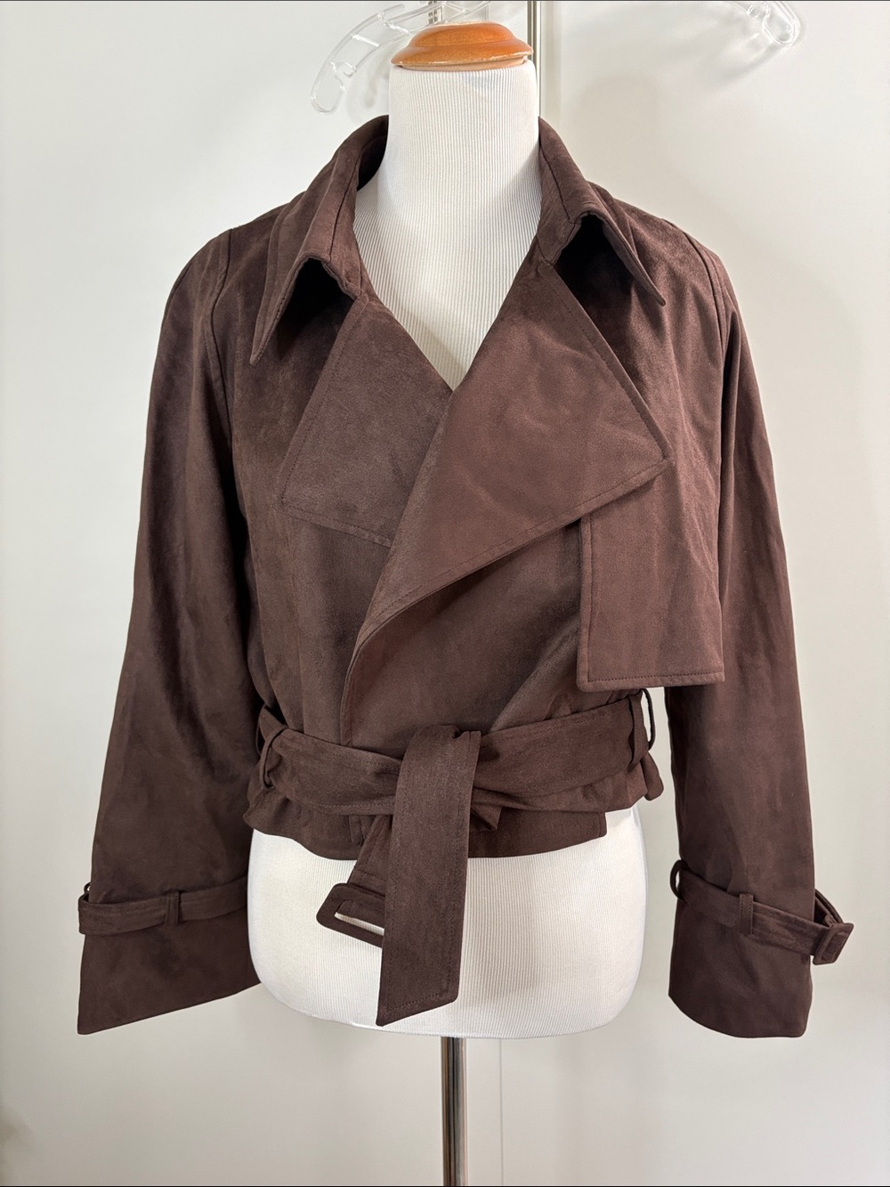 Innovare Denim Cropped Brown Faux Suede Belted Cropped Trench - L